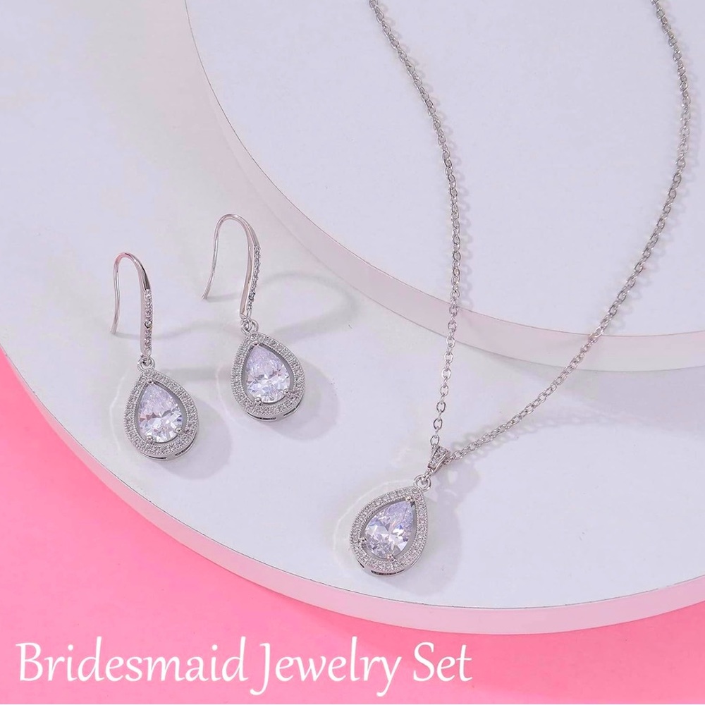 DHQH Bridesmaid Teardrop Jewelry 3 pc set, necklace, earrings and bracelet